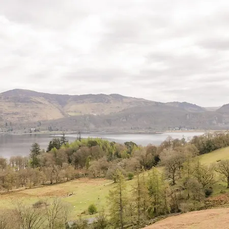 2 Blencathra Apartment *